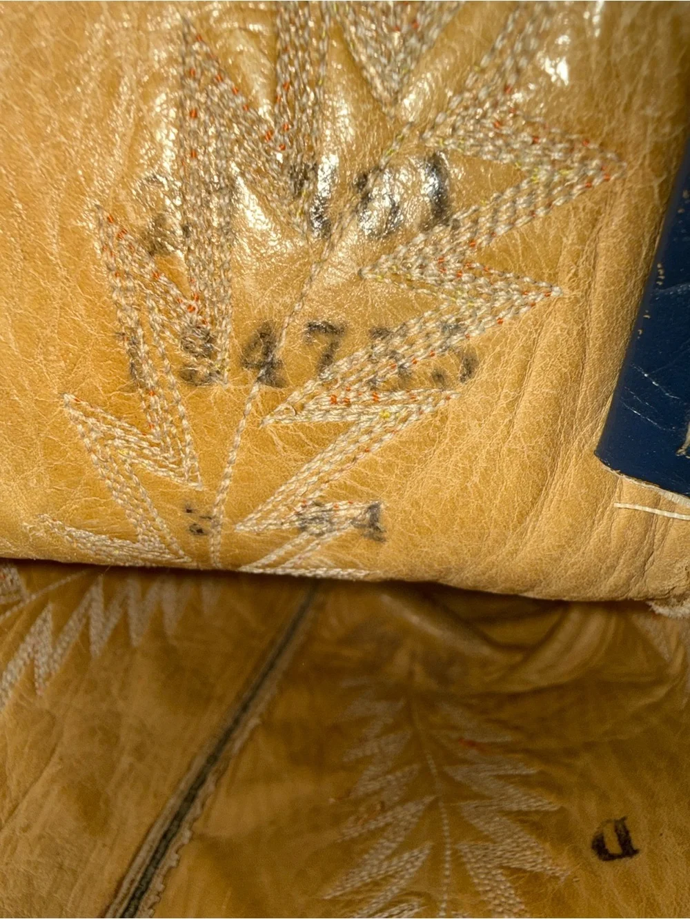 Hondo Crazy Horse Distressed Embroidered Navy/ Brown Leather Western Boots SZ9 - Picture 14 of 14